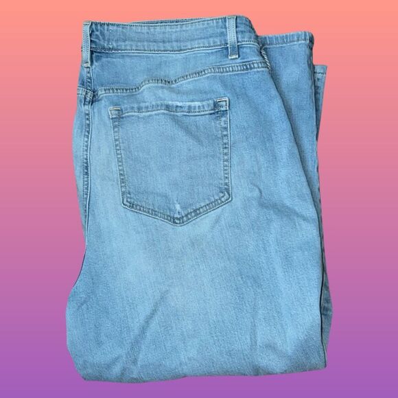 Plus Size Lane Bryant High Rise Pearl Bedazzled Cropped Jeans Size 20 40x25 #143 - Picture 3 of 7